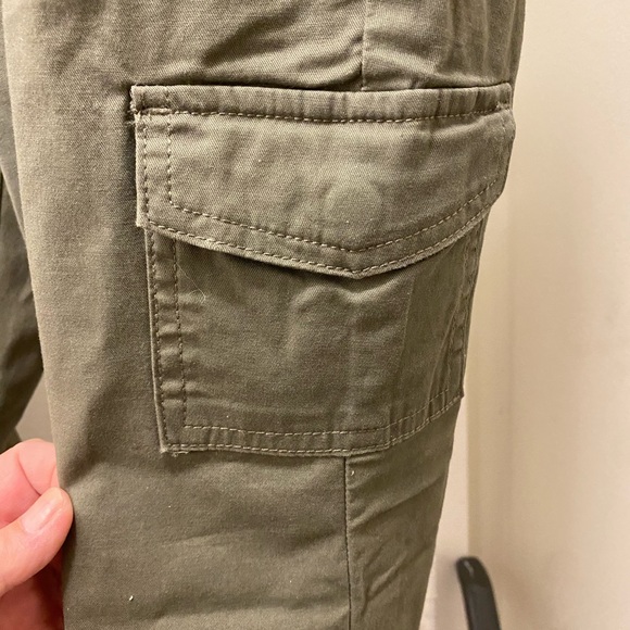 Like new! Gloria Vanderbilt Army Pants with Boot Cut.. - Picture 3 of 5